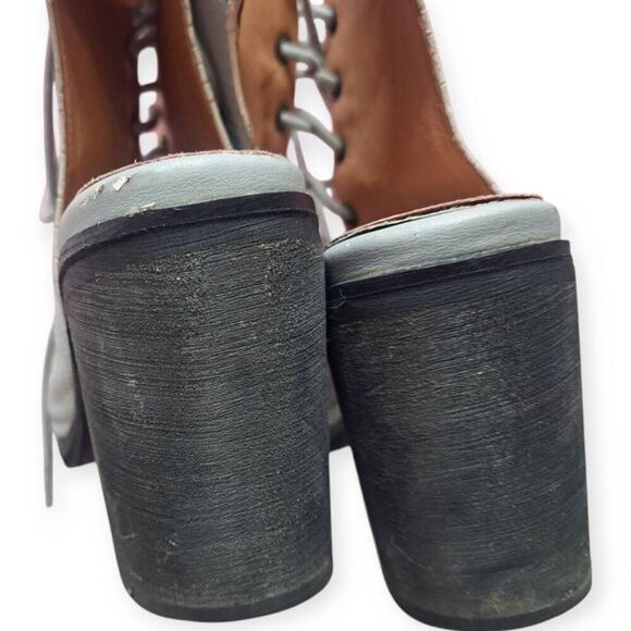 Jeffrey Campbell X Free People Women's Light Gray Perforated Leather Lace Up Boo - Picture 5 of 10